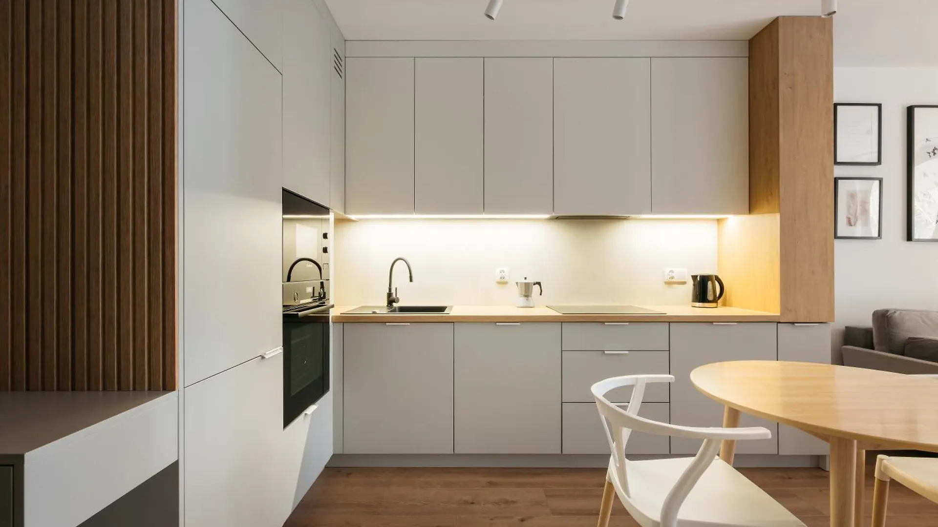Native Apartments Kosciuszki 39I29 Krakow Poland